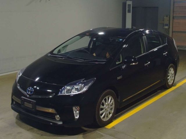 531 Toyota Prius phv ZVW35 2012 г. (TAA Yokohama)